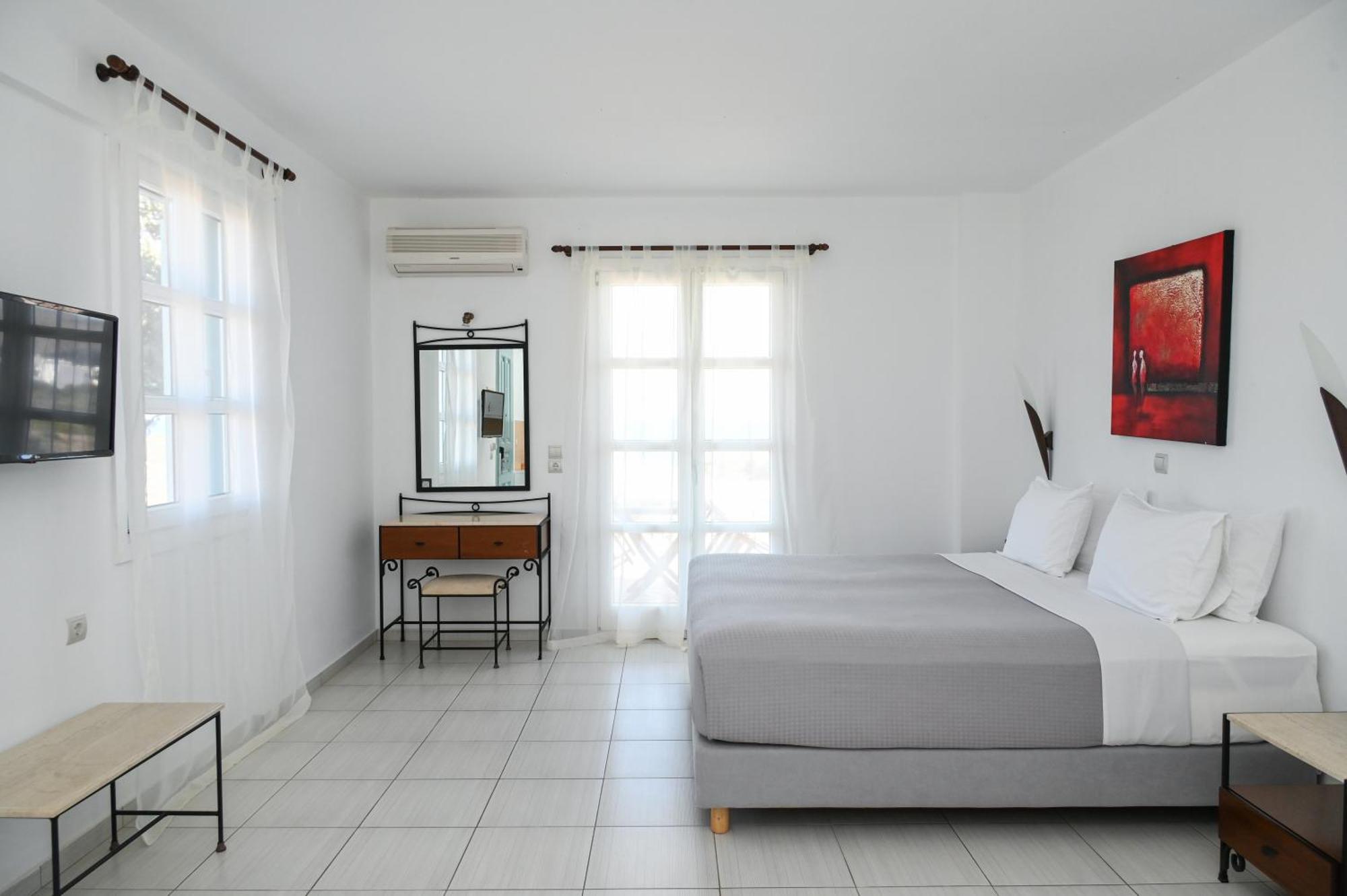 Asterias Boutique Hotel Pachaina Exterior photo